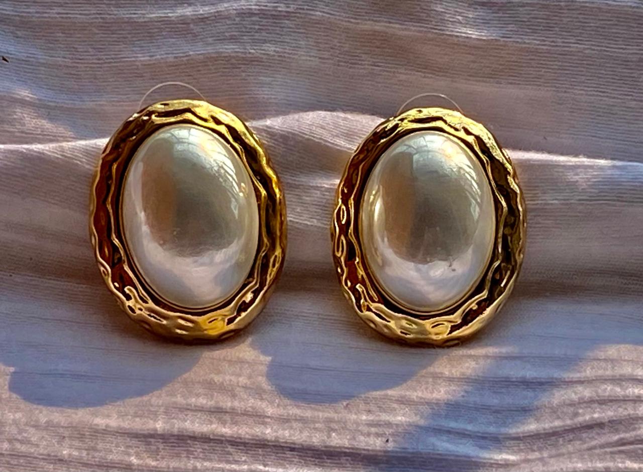 vintage gold pearl stud earrings – elegant oval pearl jewelry for women vintage gold pearl stud earrings – elegant oval pearl jewelry for women